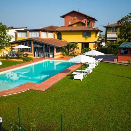 Sweet Apartments Peschiera del Garda Exterior foto